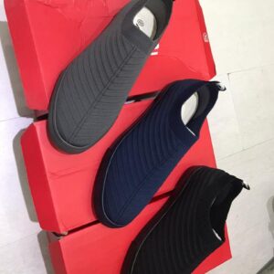 SOCKS SHOE