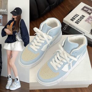 HOT SNEAKERS