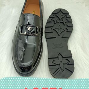 MEN V SHOE